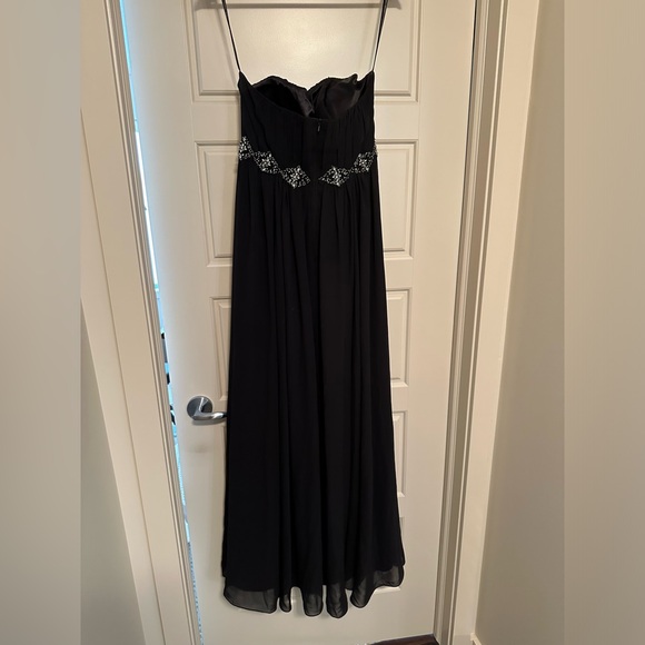 Juliet Minimalist Black Formal Floor Length Dress - Picture 2 of 10